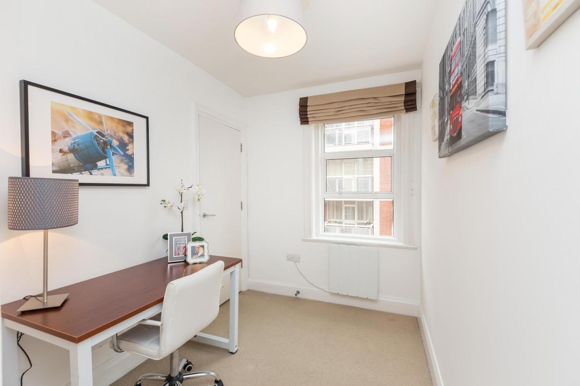 Picton 2Br Apartment - Prime Location & Comfort Londen Buitenkant foto