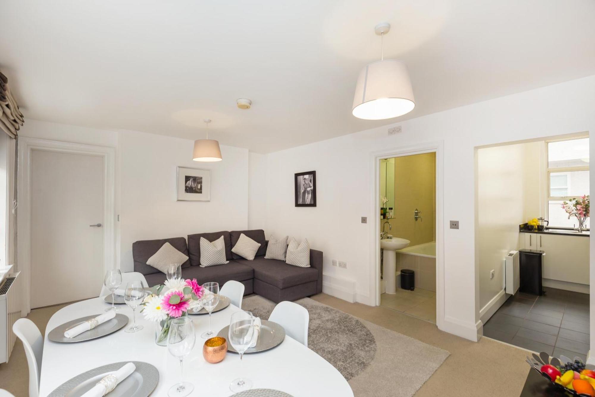Picton 2Br Apartment - Prime Location & Comfort Londen Buitenkant foto